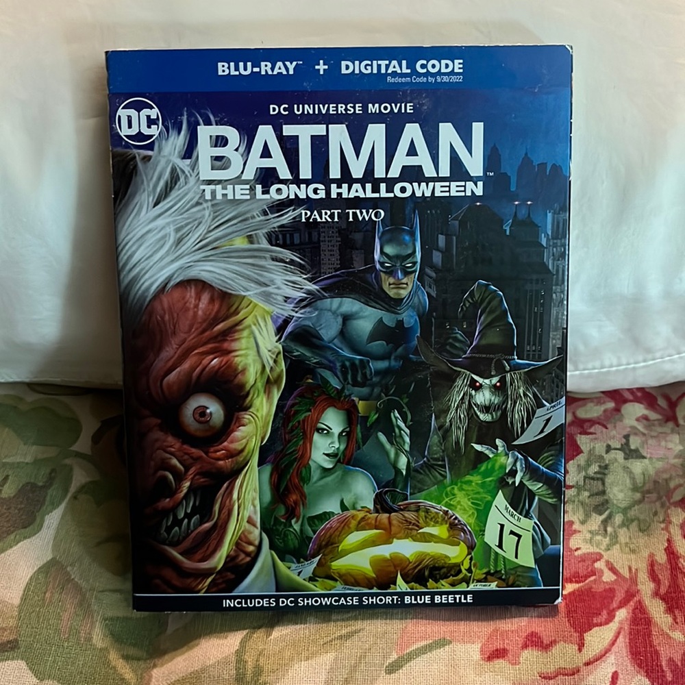 BATMAN THE LONG HALLOWEEN Part Two DC Universe BLU RAY with SLIPCOVER Sealed NEW